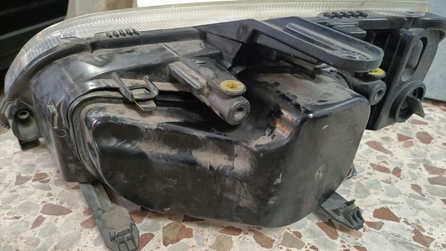 Faros Delanteros Ford C-Max