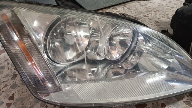 Faros Delanteros Ford C-Max