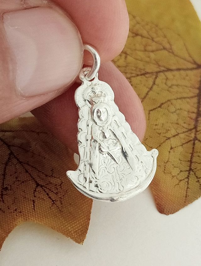 Medalla Virgen del Rocío Plata