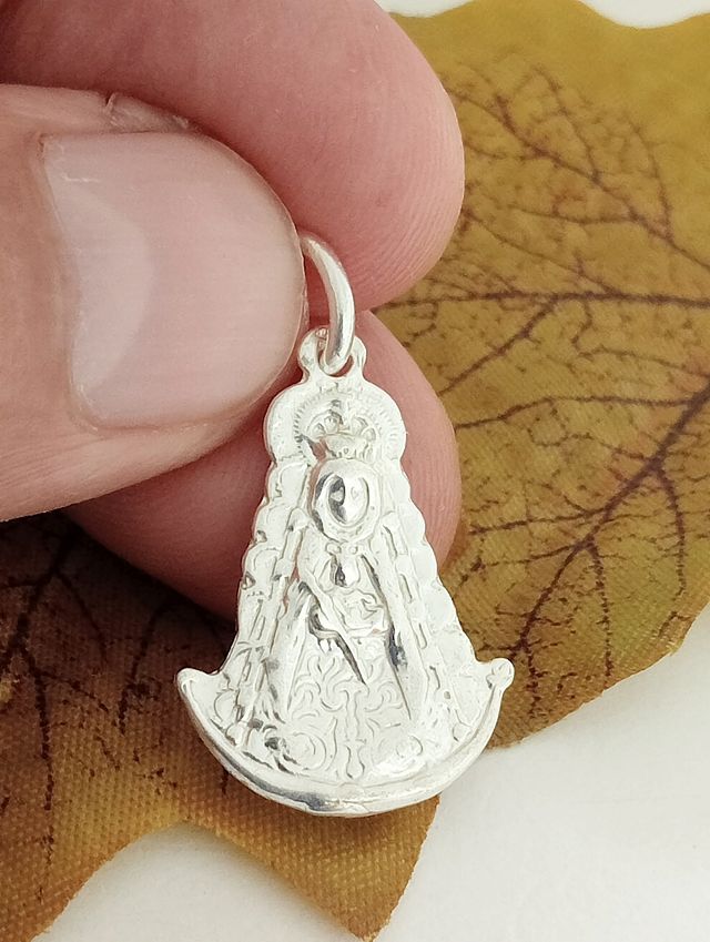 Medalla Virgen del Rocío Plata
