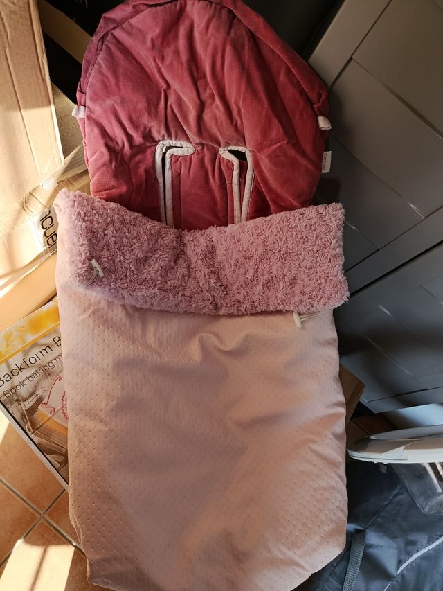 Saco para carrito de bebé rosa marca carrusel