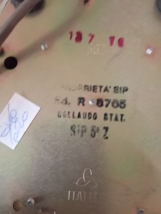 Telefono vintage grigio