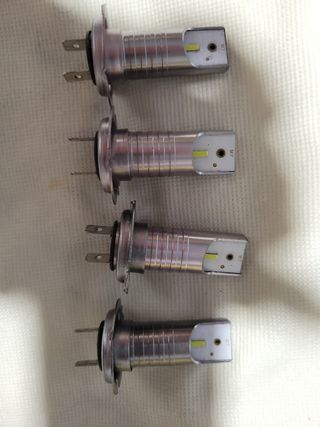4 Bombillas LED H7