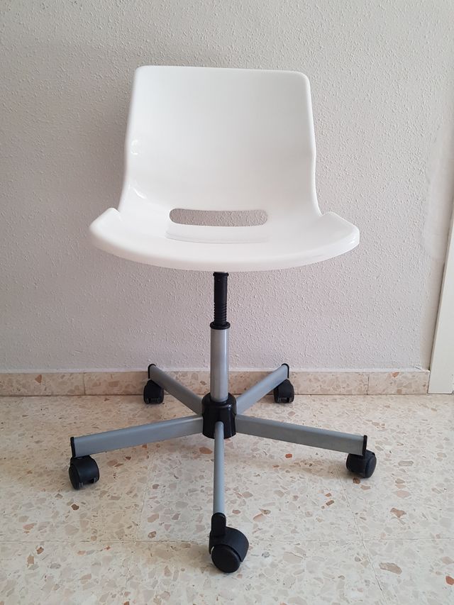 Silla de estudio SNILLE