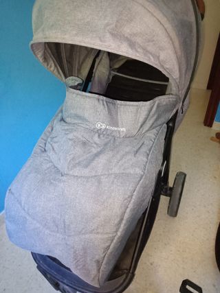 Carrito de bebé con capota y funda