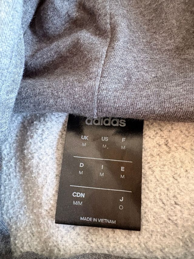 Sudadera Adidas Gris con Capucha