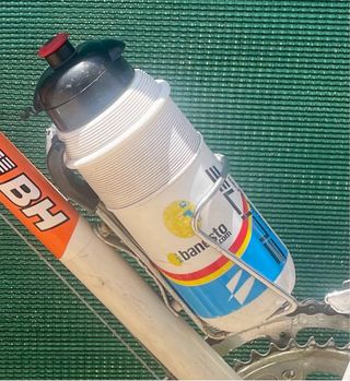 Bicicleta de carreras BH Vintage Retro Roja..