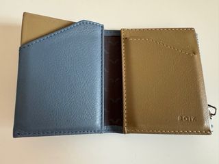 Cartera Roik azul y marrón