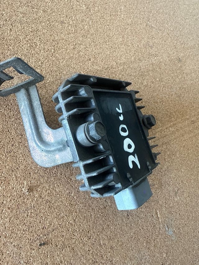 Regulador Corriente Suzuki Burgman