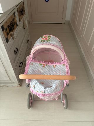 Carro de muñecas vintage