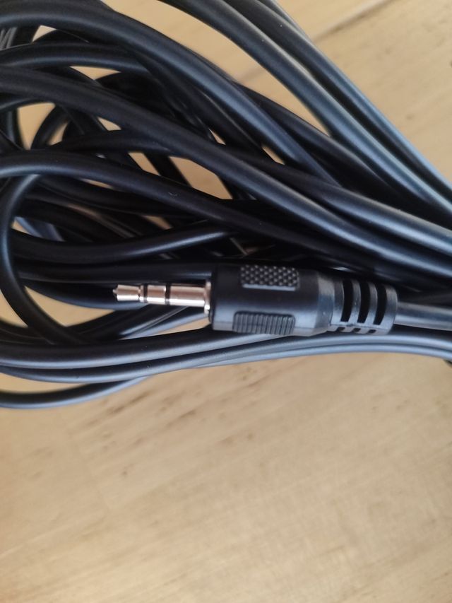 Cable de audio estéreo 10m