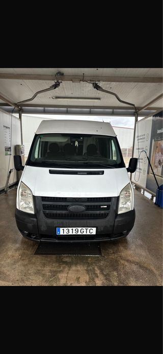 Ford Transit 2010