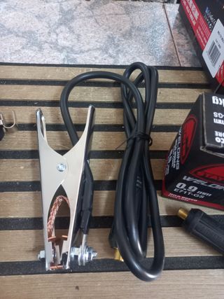 Soldadora Hilo MIG 131 120A sin gas + bobina