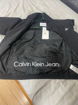 Chaqueta Calvin Klein Negra