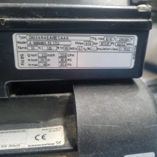 Bomba y control presion agua sanitaria