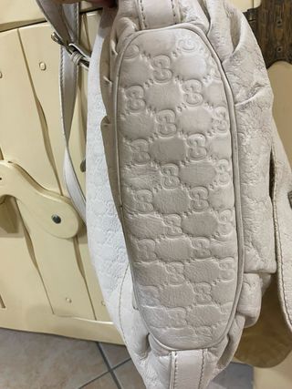 Borsa Gucci bianca con cuore vintage