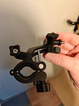 Soporte Insta360 para Manillar de Bicicleta