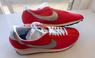 Zapatillas Nike LD-1000 Rojas/Plata.
