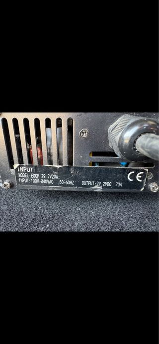 Cargador Greatway HFS0548L