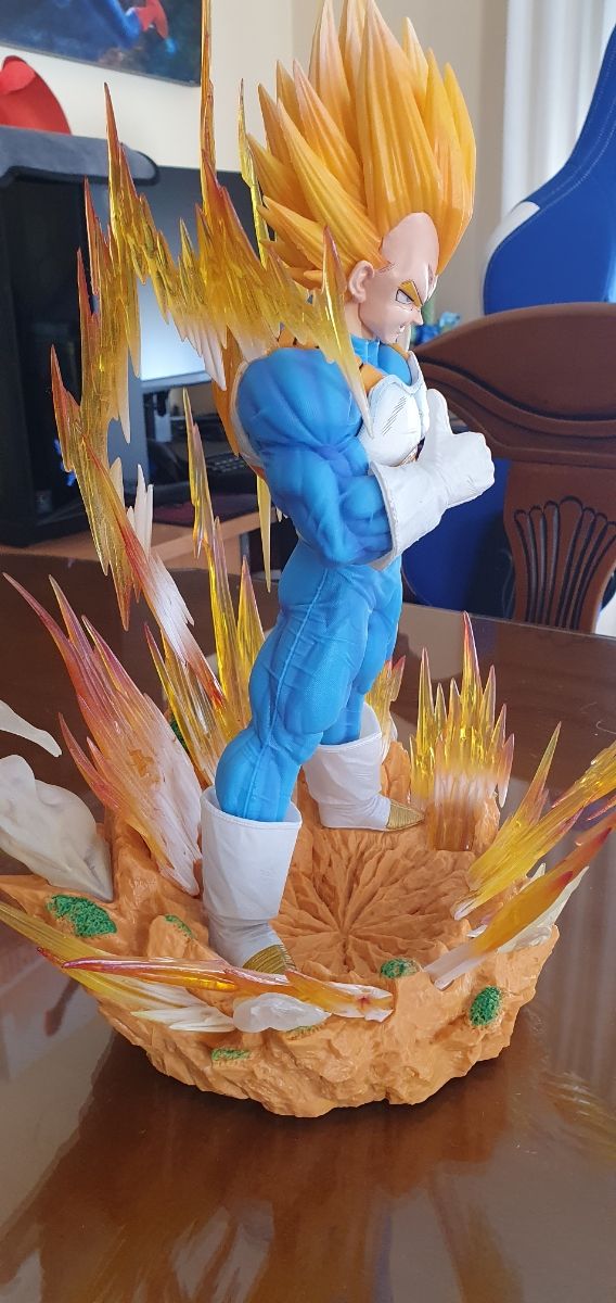 Figura Super Vegeta