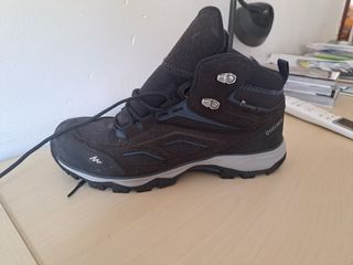 Botas de montaña Quechua impermeables número 43