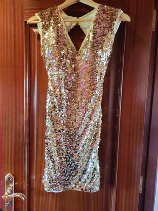 Vestido lentejuelas dorado