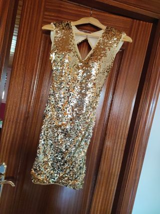 Vestido lentejuelas dorado