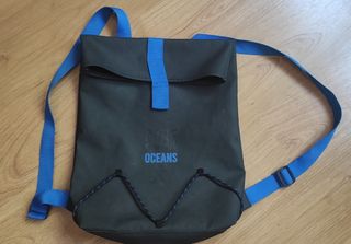 Mochila Biotherm impermeable moderna