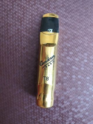 Boquilla Saxo tenor Vandoren V16 T8 .115 