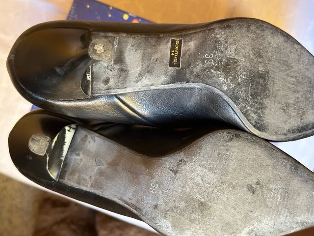 Tacones Mustang Negros Talla 39