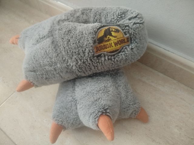 Zapatillas Jurassic World niño para talla 32-34