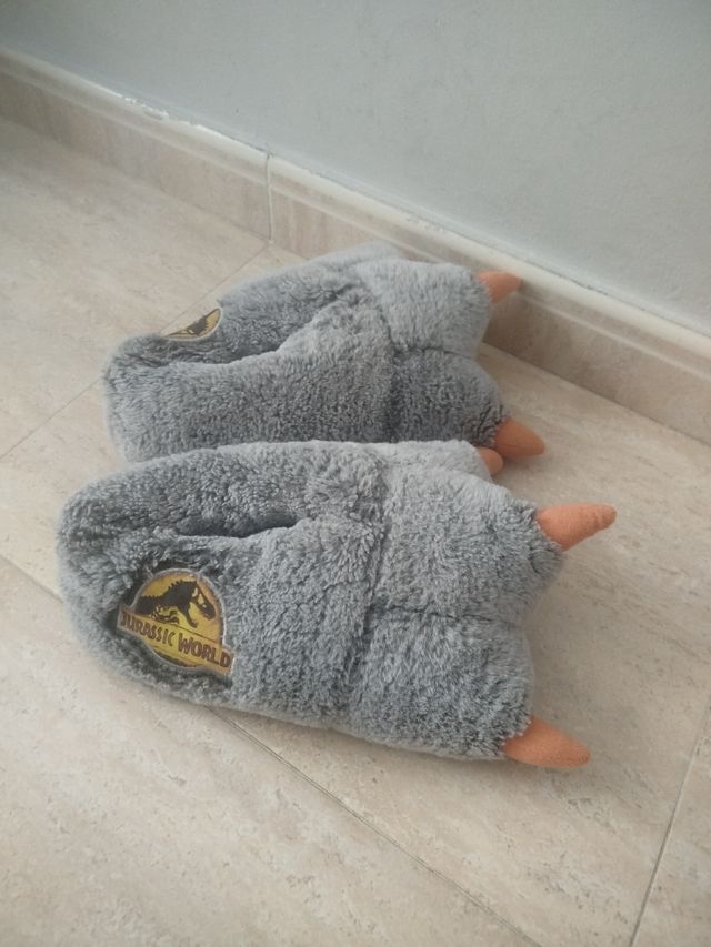 Zapatillas Jurassic World niño para talla 32-34