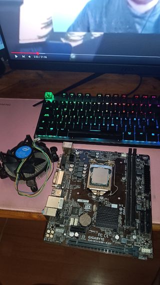 Intel i5-7500T + Placa Base GA-H110M-S2V