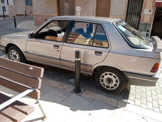Peugeot 309 1989