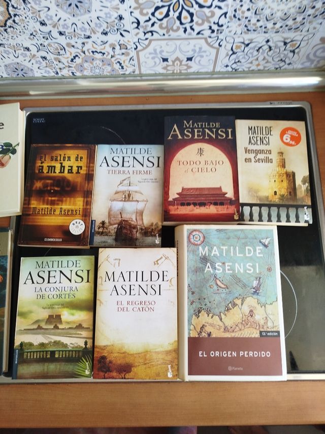 Libros Isabel Allende: Paula,  todos 20€