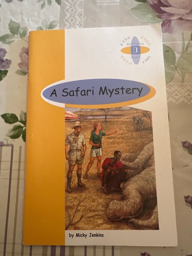 A SAFARI MYSTERI