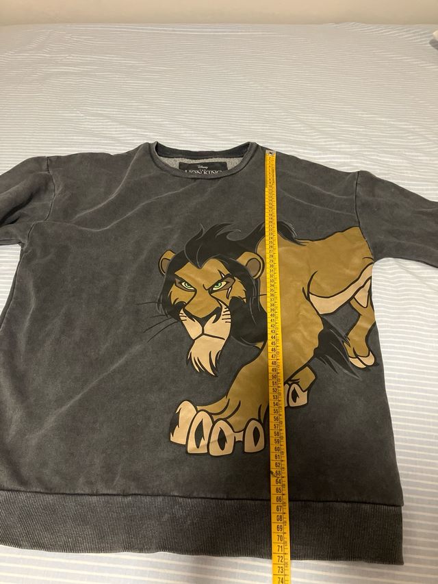 Sudadera Disney El Rey León Scar Gris