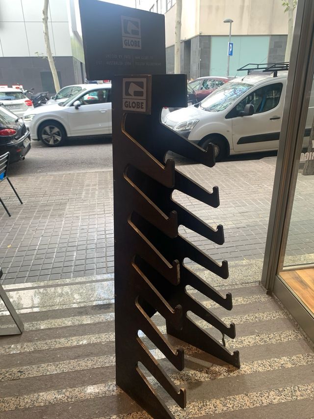 Expositor de tablas Globe 