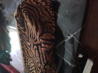 Bolso de mano estampado animal print