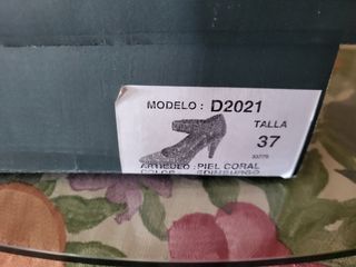 Zapatos de tacón marrones talla 37