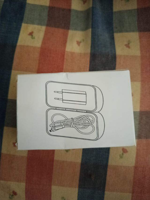 Funda para cables y cargador