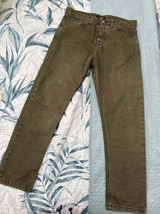 Pantalón Pull and Bear Talla M Verde Oliva