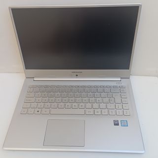 Portátil Medion akoya s6445