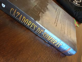 Ciudad de hueso. Cazadores de sombras 1: Cazado...