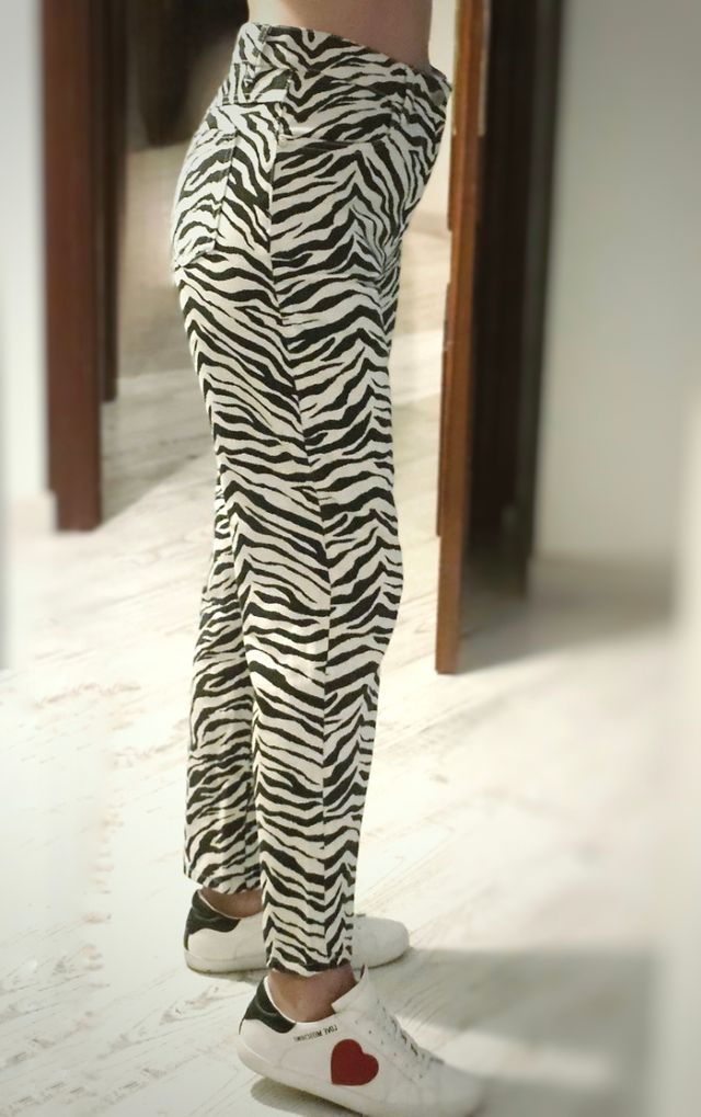 Mango Jeans Estampado Cebra