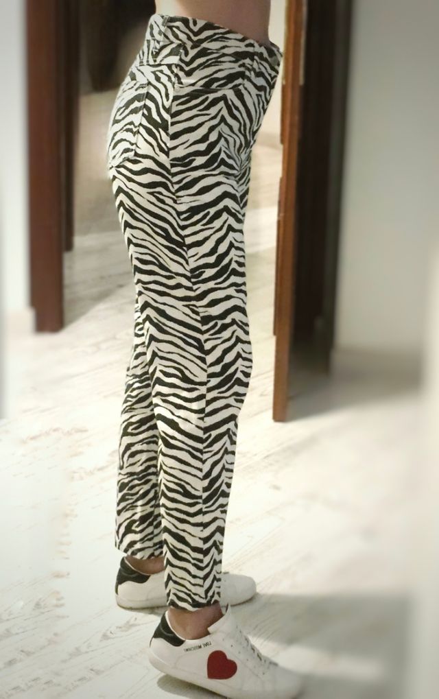 Mango Jeans Estampado Cebra