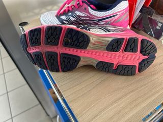 Scarpe ASICS gel Comulus 18 n.37 usate pochissimo