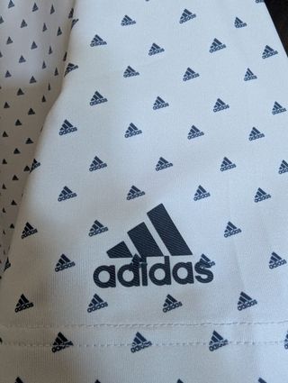 Polo Adidas Estampado logo Azul. (NO VALE 1€) XL.