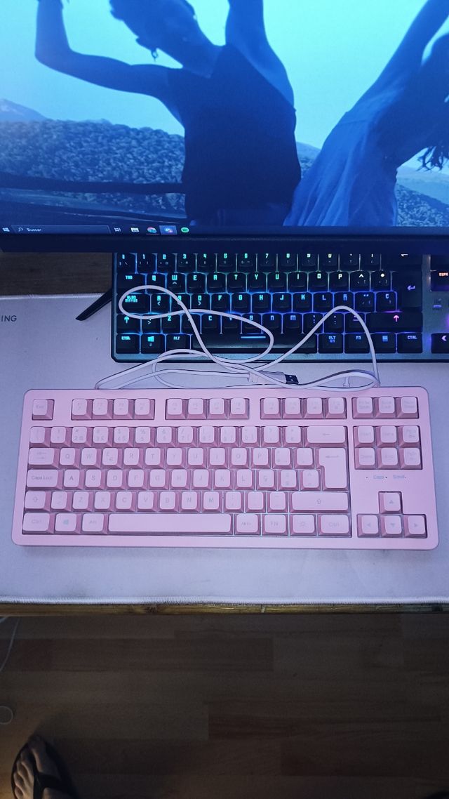 Teclado Gamer Rosa Rgb