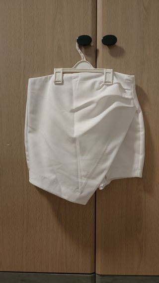 Falda pantalón Bershka blanca